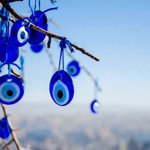 bracelet contre le mauvais œil signification