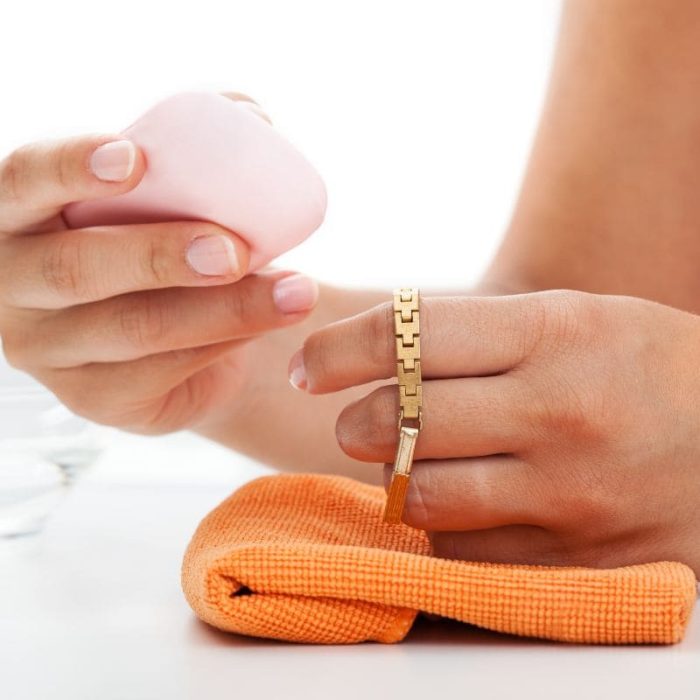 Comment nettoyer un bracelet en cuivre ?