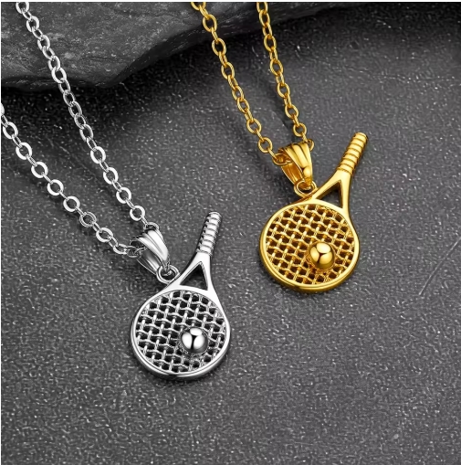 Collier tennis pour homme en acier inoxydable avec maillons élégants, idéal pour un style moderne et sophistiqué.