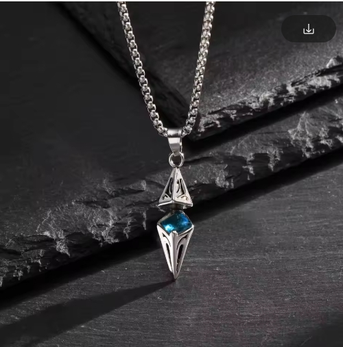 Collier homme tendance en acier inoxydable avec pendentif moderne, idéal pour un look stylé et masculin.